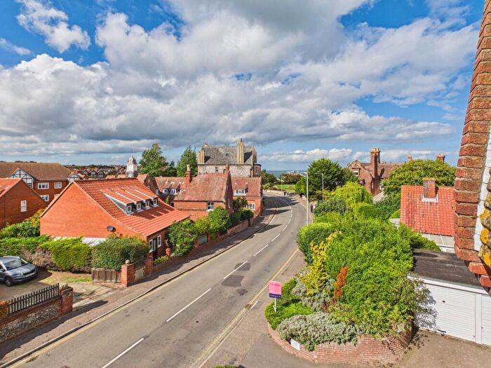 2 Bedroom Apartment For Sale In Overstrand Road, Cromer, NR27