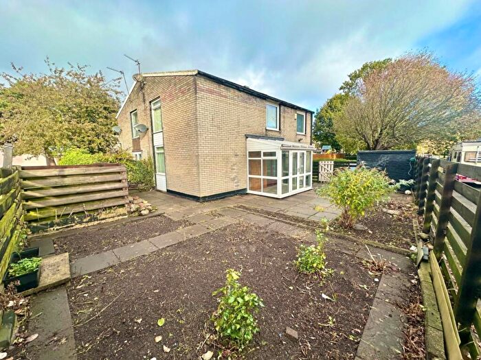3 Bedroom Semi-Detached House To Rent In Chapel Hill Road, Peterlee, County Durham, SR8