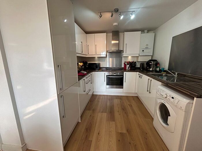 2 Bedroom Flat To Rent In Swallow House, Bristol, BS34