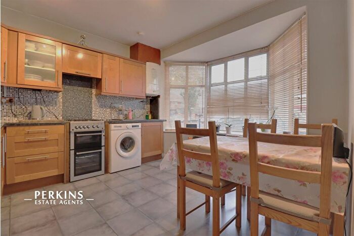 4 Bedroom Property To Rent In Perivale, UB6
