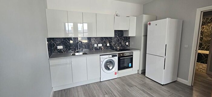 2 Bedroom Apartment To Rent In Station Street, Burton-on-Trent, DE14
