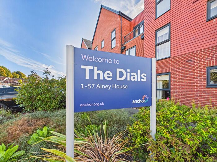 2 Bedroom Apartment For Sale In Elizabeth Coxhead Gardens, Hinckley, LE10