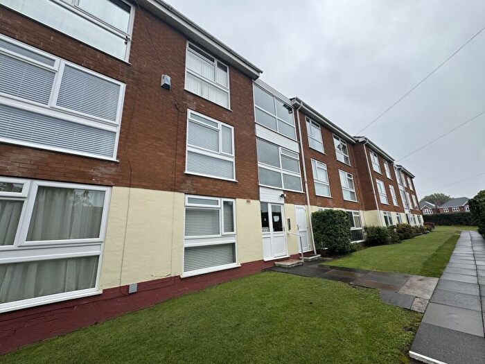 2 Bedroom Flat To Rent In Halesowen - Witton Bank, B62