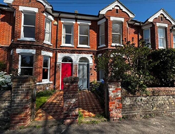 3 Bedroom Terraced House To Rent In Tower Road, Worthing, BN11