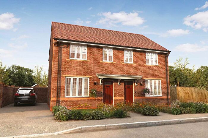 3 Bedroom Semi-Detached House For Sale In High Street, Walton, Felixstowe, IP11
