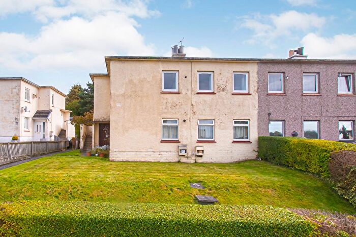 2 Bedroom Flat For Sale In Shaw Street, Dunfermline, KY11