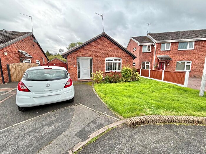 2 Bedroom Detached Bungalow For Sale In Blackthorne Avenue, Whitby, CH66