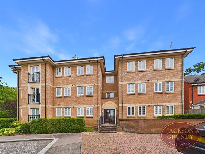 2 Bedroom Flat For Sale In St Crispin Drive, St. Crispin's, NN5