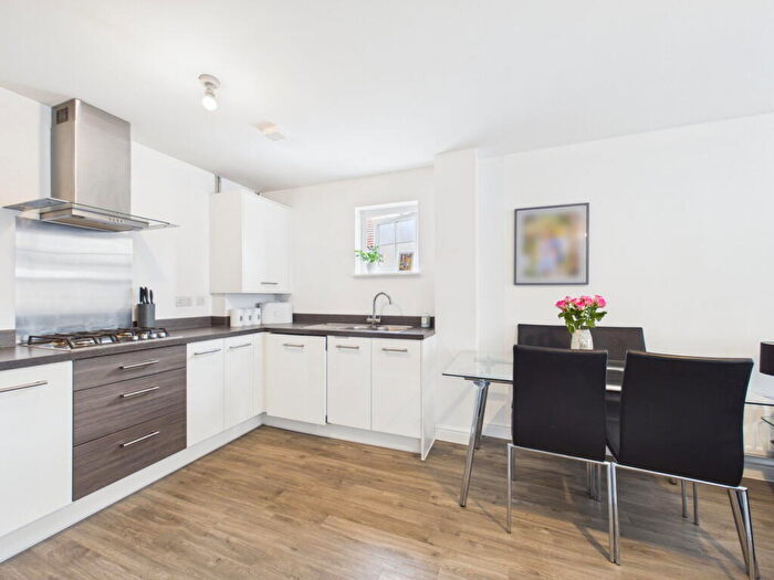 2 Bedroom Apartment For Sale In Clay House, St Andrews Park, Halling, Rochester, ME2