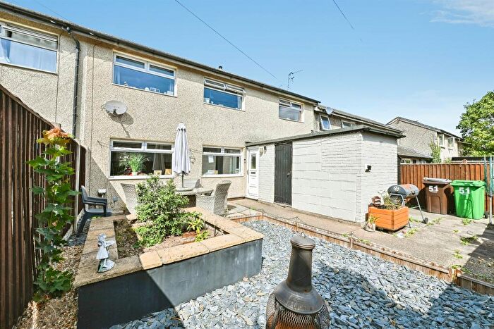 3 Bedroom Terraced House For Sale In Northall Avenue, Nottingham, NG6