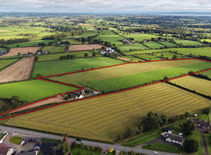 3 Bedroom Detached Bungalow FarmHouse For Sale In - Drumconvis Road, Coagh, BT80
