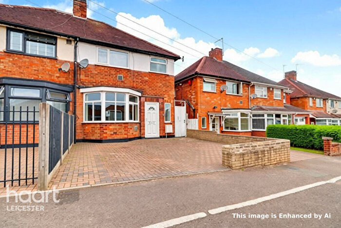 3 Bedroom Semi-Detached House To Rent In Colchester Road, Leicester, LE5