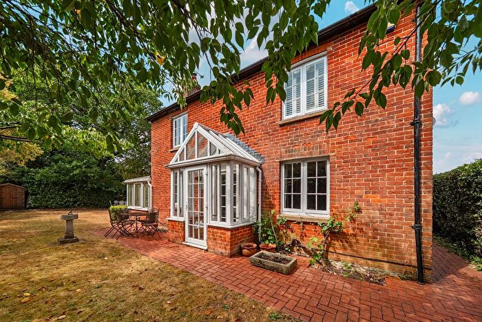 5 Bedroom Detached House To Rent In Thorn Road, Wrecclesham, Farnham, Surrey, GU10