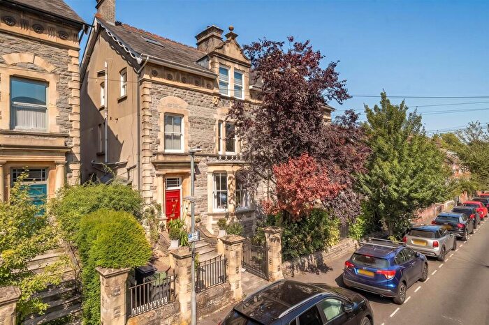 7 Bedroom Semi-Detached House To Rent In St. Marks Road, Salisbury, SP1