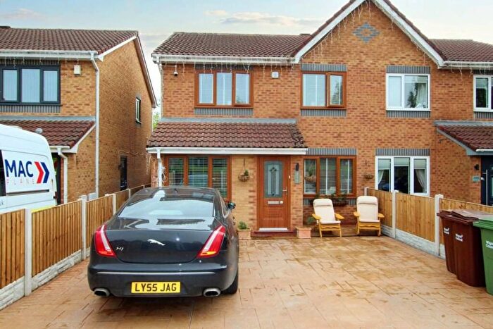 3 Bedroom Semi-Detached House For Sale In Bryn Road, Ashton-In-Makerfield, WN4