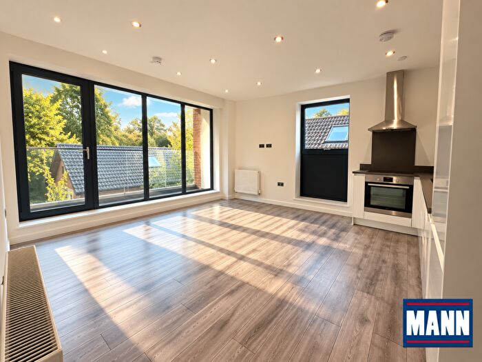 2 Bedroom Flat To Rent In Woolwich Rd, SE7