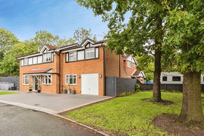4 Bedroom Detached House For Sale In Aviemore Drive, Fearnhead, Warrington, Cheshire, WA2