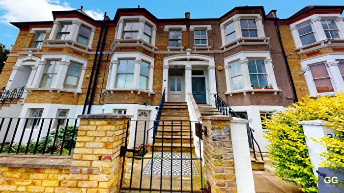 1 Bedroom Apartment To Rent In Arbuthnot Road, London, SE14