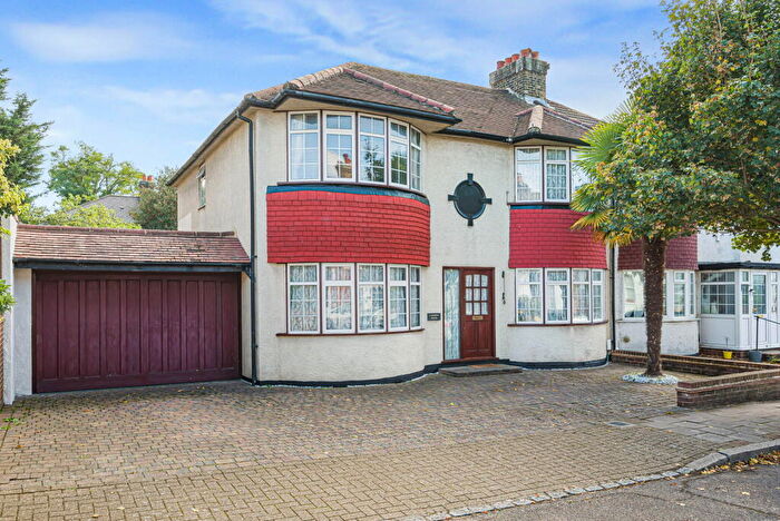 4 Bedroom Semi-Detached House For Sale In Clarence Avenue, Bromley, BR1
