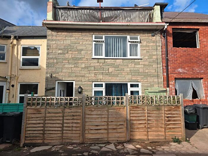 3 Bedroom Terraced House For Sale In Cox`S Court, Park Street, Tiverton, EX16