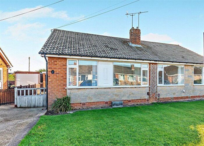 2 Bedroom Bungalow For Sale In Beckwith Road, Harrogate, North Yorkshire, HG2