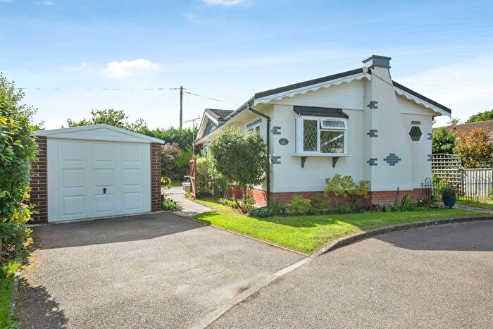 2 Bedroom Detached Bungalow For Sale In Charmbeck Park Homes, Haveringland, Norwich, NR10