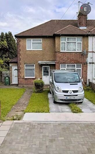 3 Bedroom Semi-Detached House To Rent In Turner Road, Edgware, HA8