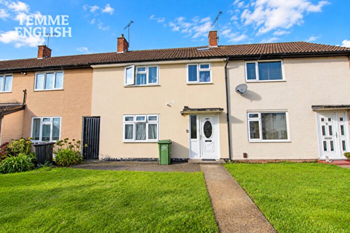 5 Bedroom House Of Multiple Occupation For Sale In Maplestead, Basildon, SS14