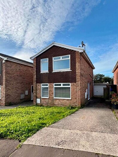 3 Bedroom Detached House To Rent In Maes Talcen, Brackla, Bridgend, CF31