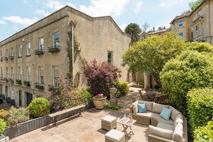 4 Bedroom End Of Terrace House For Sale In Southcot Place, Bath, BA2