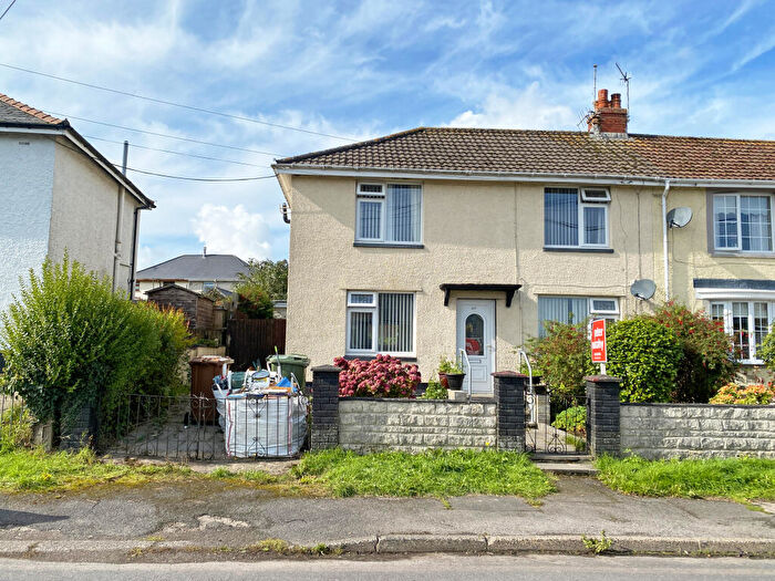 3 Bedroom Semi-Detached House For Sale In Trosnant Crescent, Penybryn, Hengoed, CF82