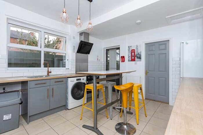 3 Bedroom End Of Terrace House To Rent In Paton Street, Leicester, LE3