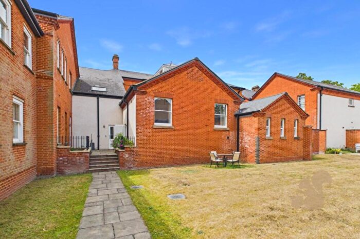 3 Bedroom Apartment For Sale In Captain Gardens, Colchester, CO2