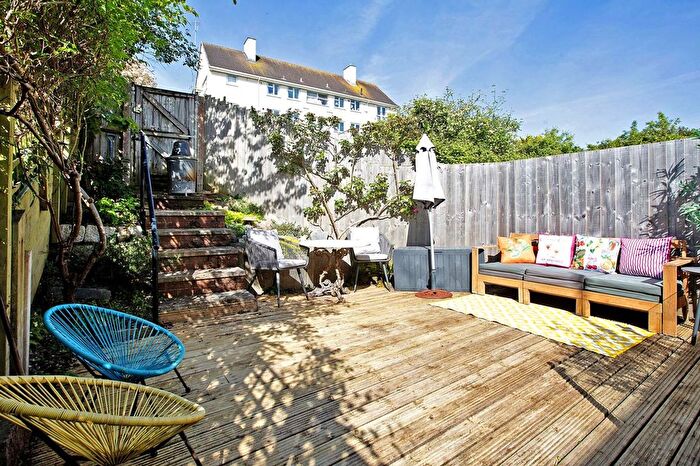 2 Bedroom Terraced House For Sale In Bunting Close, Teignmouth, TQ14