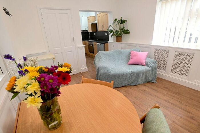 1 Bedroom Flat To Rent In Carlisle Street, Splott, CF24