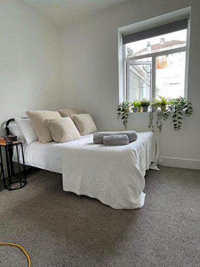 8 Bedroom Terraced House To Rent In Bryn Road, Brynmill, Swansea, West Glamorgan, SA2