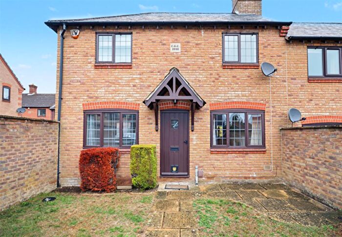 2 Bedroom Semi-Detached House To Rent In Lunchfield Gardens, Moulton, NN3