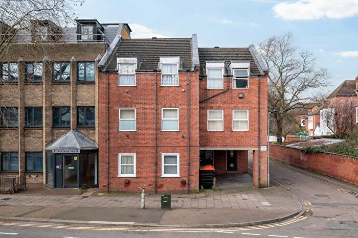 1 Bedroom Apartment To Rent In Salisbury House, Union Street, MK40