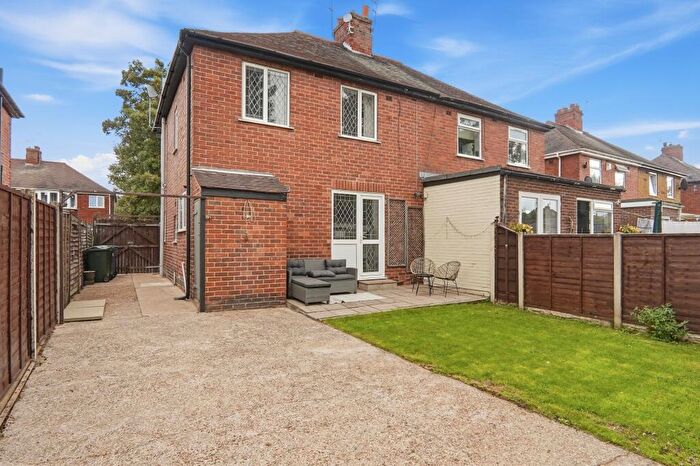3 Bedroom Semi-Detached House For Sale In Liverpool Avenue, Doncaster, DN2