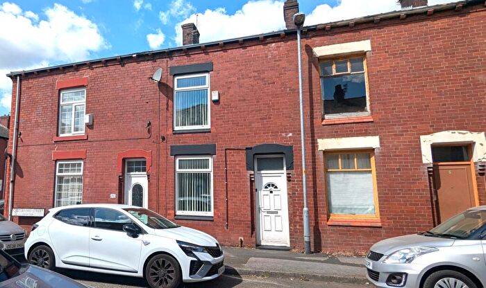 2 Bedroom Terraced House To Rent In Castleford Street, Chadderton, OL1