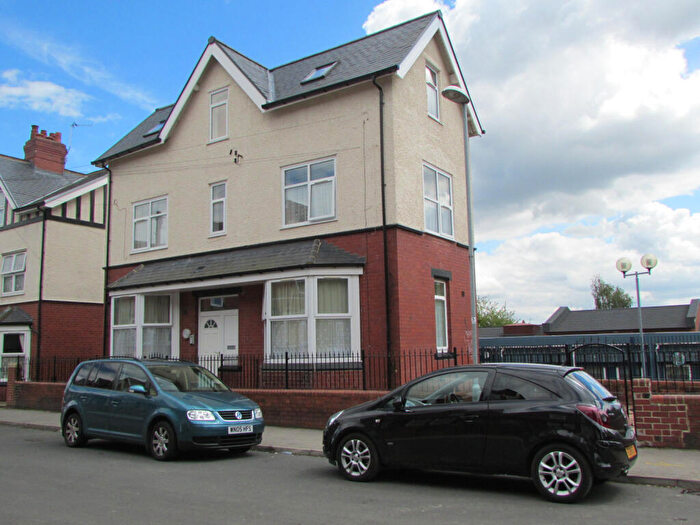 Studio To Rent In Maud Avenue, Leeds, West Yorkshire, LS11