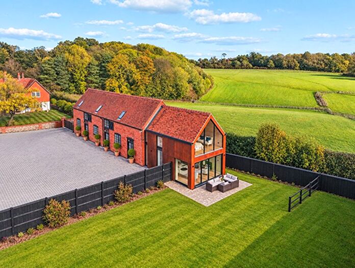 4 Bedroom Detached House For Sale In Bullsland Farm, Bullsland Lane, Chorleywood, Herts, WD3