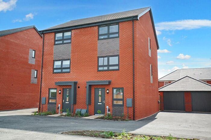 3 Bedroom Semi-Detached House To Rent In White Lias Way, Upper Lighthorne, Leamington Spa, Warwickshire, CV33