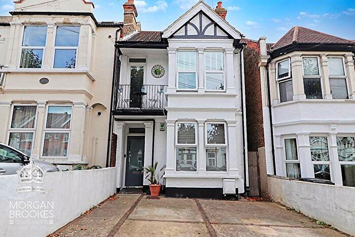 2 Bedroom Apartment To Rent In Seaforth Road, Westcliff-On-Sea, SS0