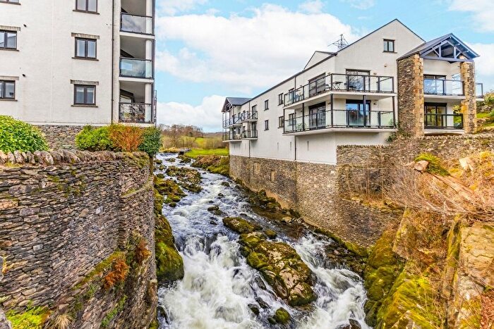3 Bedroom Flat For Sale In Flat, Capplebarrow, Burneside, LA8
