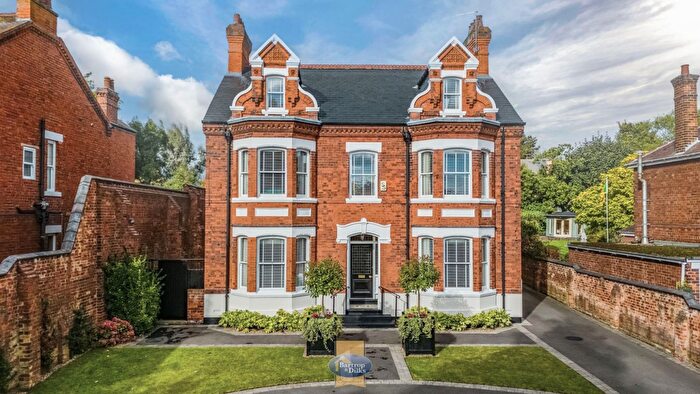 5 Bedroom Detached House For Sale In Blyth Grove, Worksop, Nottinghamshire, S81