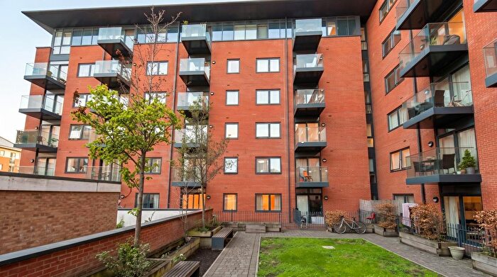2 Bedroom Flat For Sale In Ringers Road, Bromley, BR1