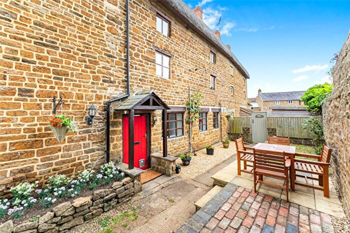 3 Bedroom Terraced House For Sale In Aynho Road, Adderbury, Banbury, Oxfordshire, OX17