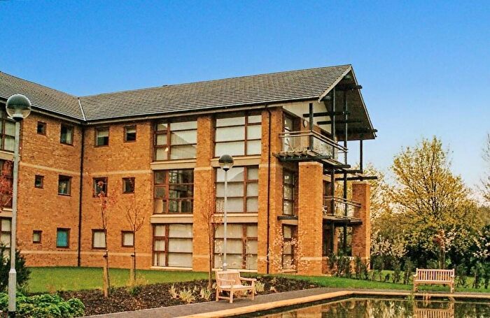 4 Bedroom Apartment To Rent In Woodward Place, Loughton Lodge, Milton Keynes, MK8