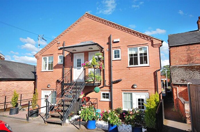 2 Bedroom Apartment To Rent In Walnut Court, Radcliffe On Trent, NG12